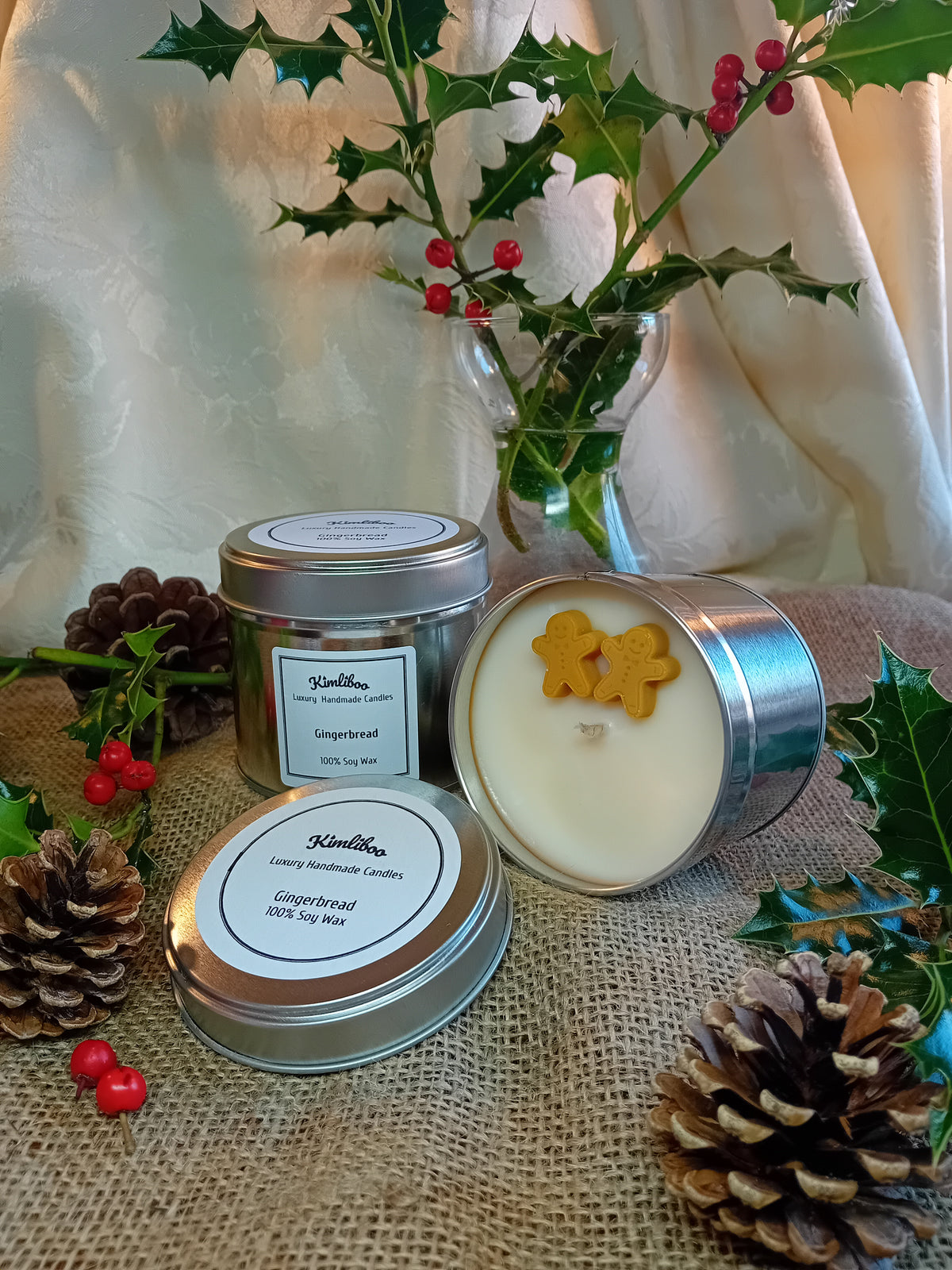 Large silver tin with gingerbread fragranced candle and two gingerbread man wax decorations