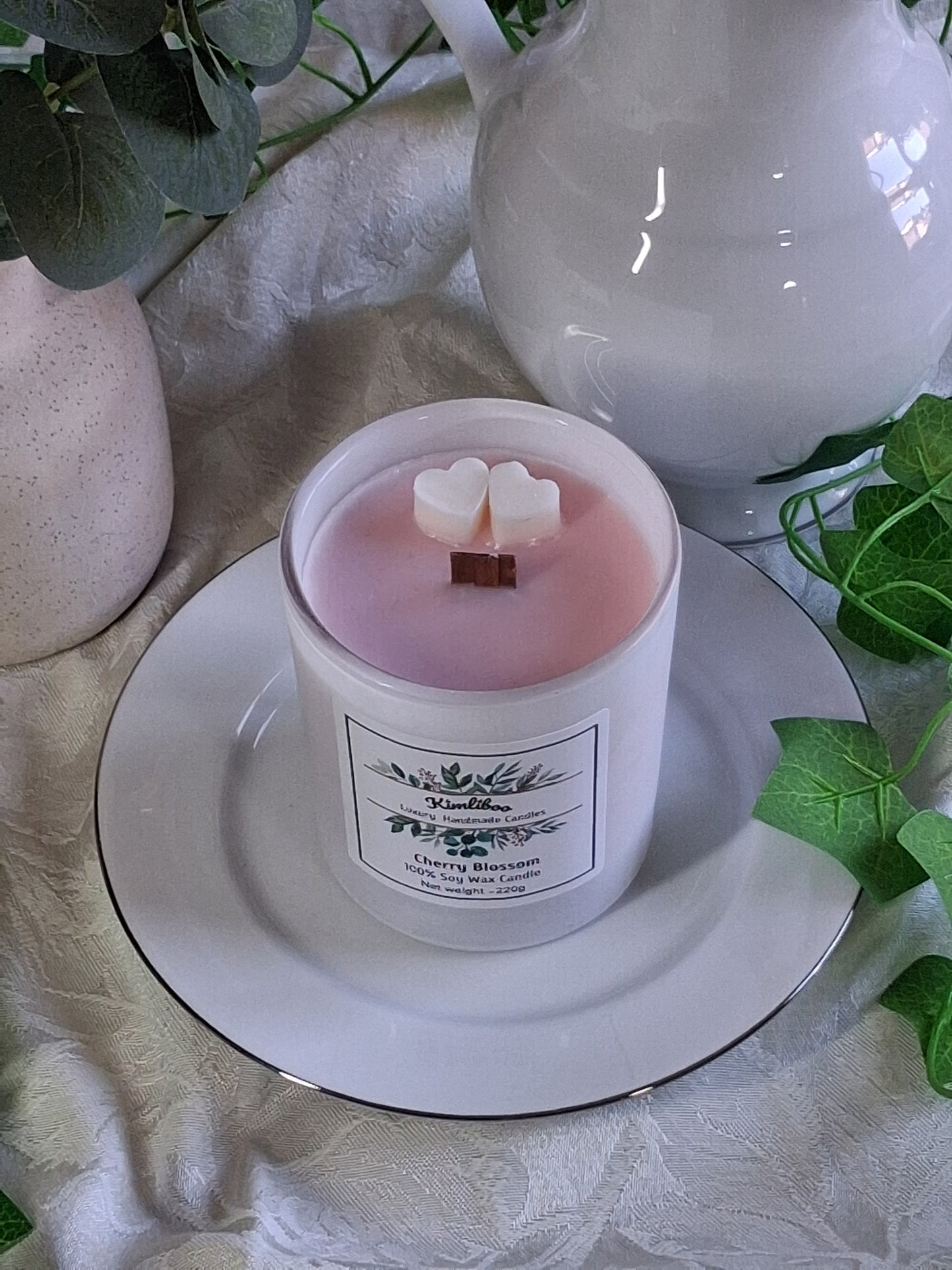 Eco-friendly Soy Wax Cherry Blossom Wood Wick Candle with Minihearts