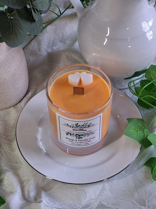 Eco-friendly Soy Wax Mango & Passion Fruit Wood Wick Candle with Minihearts