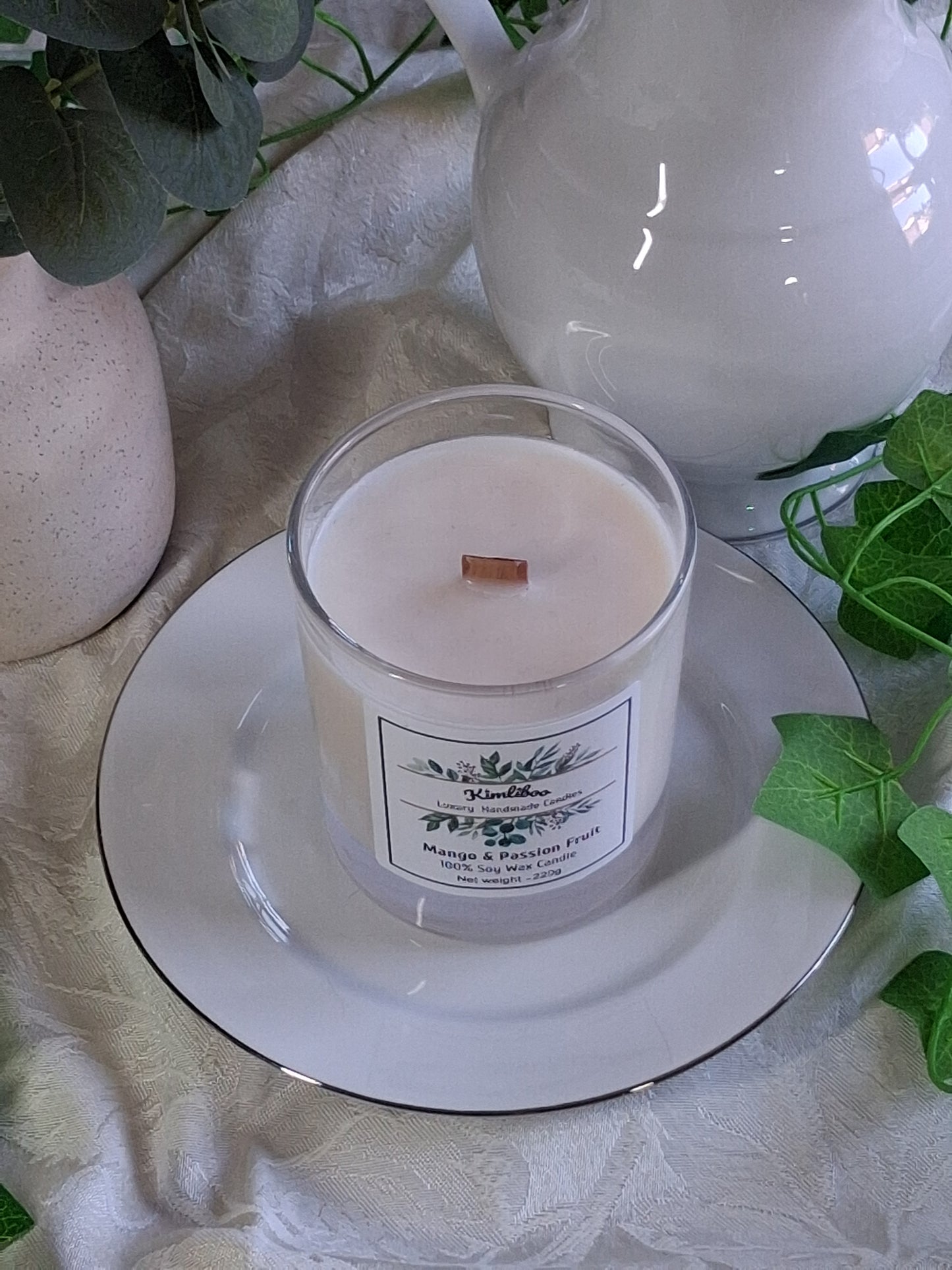 Mango & Passion Fruit Scented Wood Wick Candle