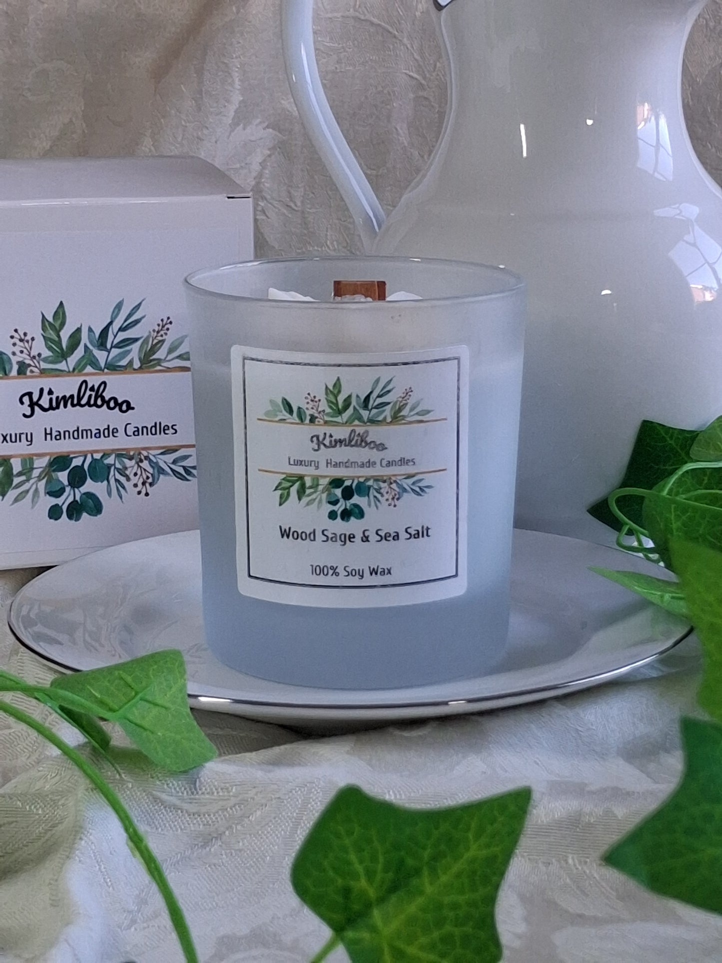 Eco-friendly Soy Wax Wood Sage & Sea Salt Wood Wick Candle with Large Daisy