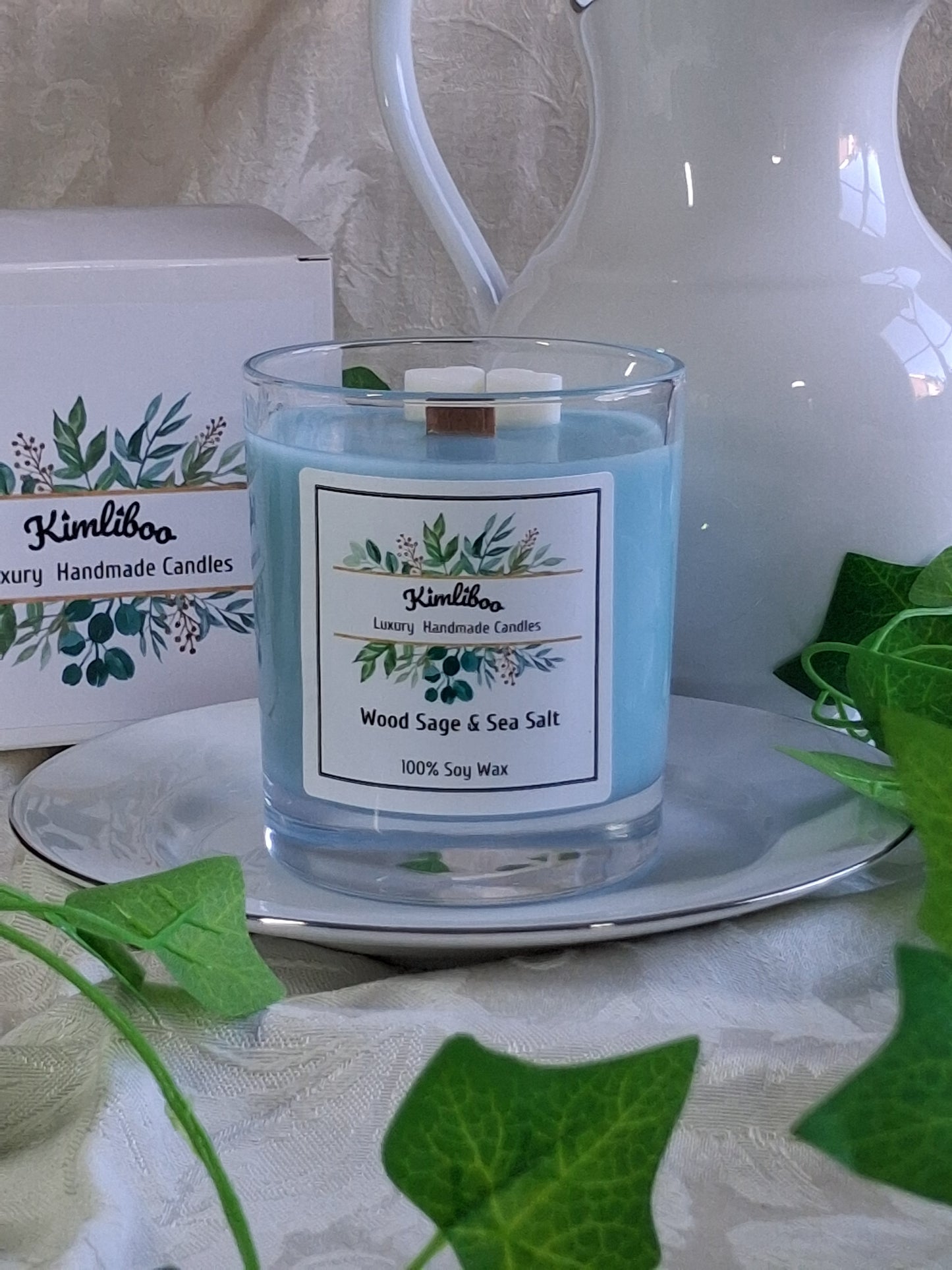 Eco-friendly Soy Wax Wood Sage & Sea Salt Wood Wick Candle with Minihearts